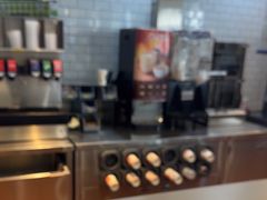 -汉堡王(梅村服务区南店)