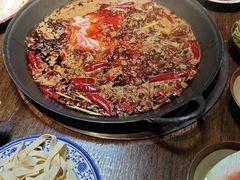 -萍姐火锅·公路夜市(武汉首店)