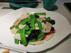 -荷塘秋月·本帮江浙菜(国权路店)