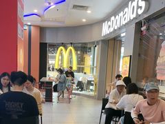 -麦当劳(中二横路店)