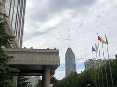 -锦龙国际酒店(天津奥体中心华苑地铁站店)