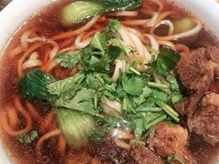 -清真吴记门钉肉饼·喜多利
