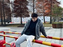 -上海当代艺术博物馆-地面停车场