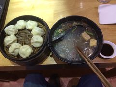 -百年尹氏汤包(湖南路狮子桥店)