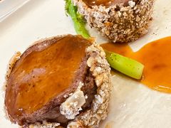 -华凌牛庄西餐厅(乌鲁木齐华凌美爵大饭店)