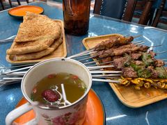 -乡村馕坑肉·烧烤·新疆菜·本地人更爱吃(阿勒泰首店)
