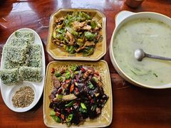 -苗湘食府(十年店)