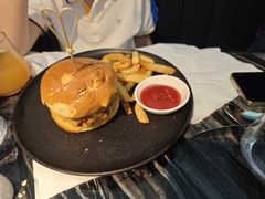 -LES ELITES 英集荟(南京西路店)