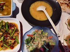 -忘忧草融合私房菜(红鼎国际店)
