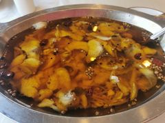 -鑫巴蜀小镇 · 水煮鱼专研店(玉桥店)