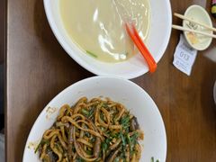 农家红炒长鱼炒面-三百碗宝应长鱼面(板仓街店)