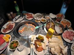 -阪尚皇·原切牛排·烤肉火锅自助(北京路店)