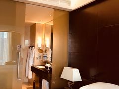 -广州天河希尔顿酒店