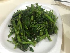 -纽顿熟食中心