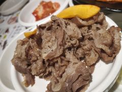 满心尝五花肉-本家韩国烤肉(青岛万象城店)