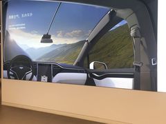 -TESLA 特斯拉(上海太古汇体验店)