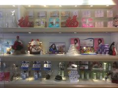 -茂昌眼镜(南京东路店)