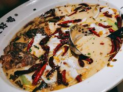 -江渔儿酸菜鱼(万科东荟城店)