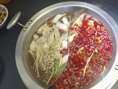 -沸炉重庆老火锅(军事博物馆店)
