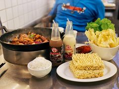 -胡须佬鸡煲四季火锅店(石厦西村直营店)