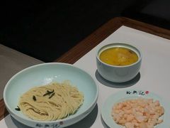 -裕兴记•蟹黄面馆(人民广场店)