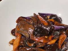-一坐一忘云南菜(嘉里中心店)
