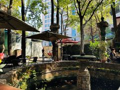 -Golden Lily河内巴黎法越料理餐厅(建国西路店)