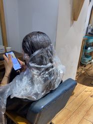 -发泽造型·烫发染发