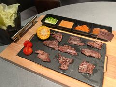 -左庭右院鲜牛肉火锅黑金店(陆家嘴中心店)