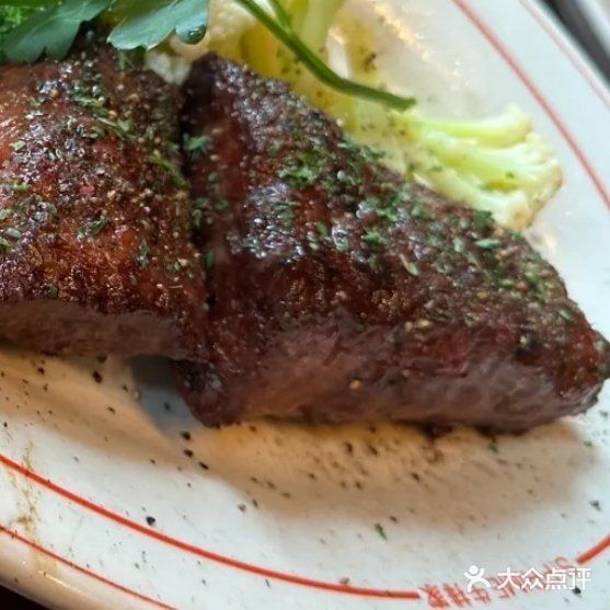 牛排家(滨江银泰店)真的是一家非常值得一试的餐厅