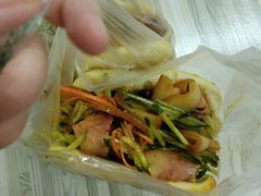 锅盔夹卤肉-小陈方酥锅盔(古城总店)
