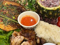-沐毫傣泐云南菜孔雀宴•手抓饭傣味烧烤(曼听公园店)