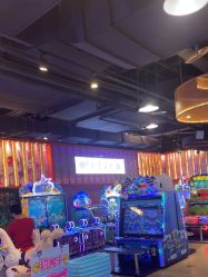 -卡通尼乐园(荟聚中心店)