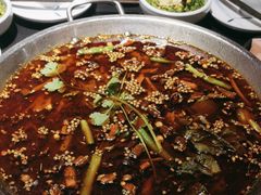 -小饕荟雅安贡椒鱼鲜馆(广福桥店)