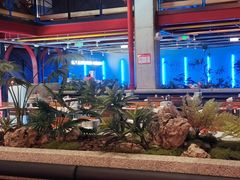 -肥肥虾庄·金牌油焖大虾(杨园滨江时代walk店)