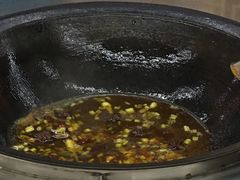 -屯老二农家铁锅炖·行业领军者(梅江店)