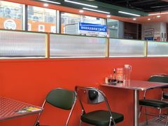大堂-勇興發港式茶餐厅(江宁店)