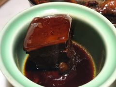 东坡肉-弄堂里(西溪龙湖天街店)