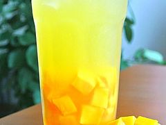 芒果气泡水-1984魔法桌游(观音桥店)