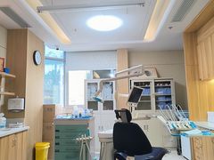 -上海仁爱医院口腔科 · 种植