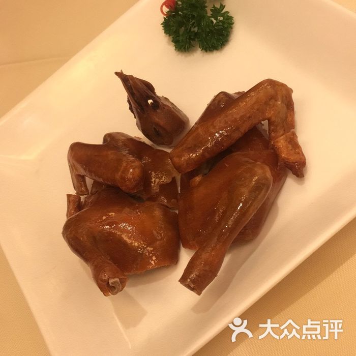 利苑酒家玻璃烧乳鸽图片-北京粤菜馆-大众点评网