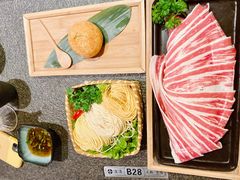 -湊湊火锅·茶憩(和平大悦城店)