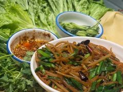 -老码头黑皮肘子锅包肉(赣水路店)