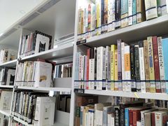 -广州市白云区图书馆