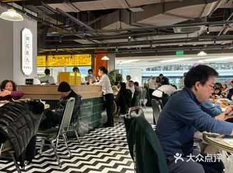 #港式餐厅 很喜欢来这家吃，闭眼点，基本没有踩雷的菜