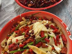 -十一街苍蝇馆子转经消江湖菜(九眼桥十一街店)