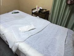 -柒悦•阿育吠陀油疗馆(苏州街店)