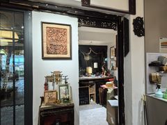 -邊城書店