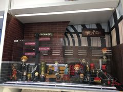 -泡泡玛特POPMART(蓝色港湾店)