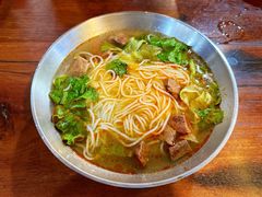 红烧牛肉粉-周记蟹仔粉(侨港风情街店)